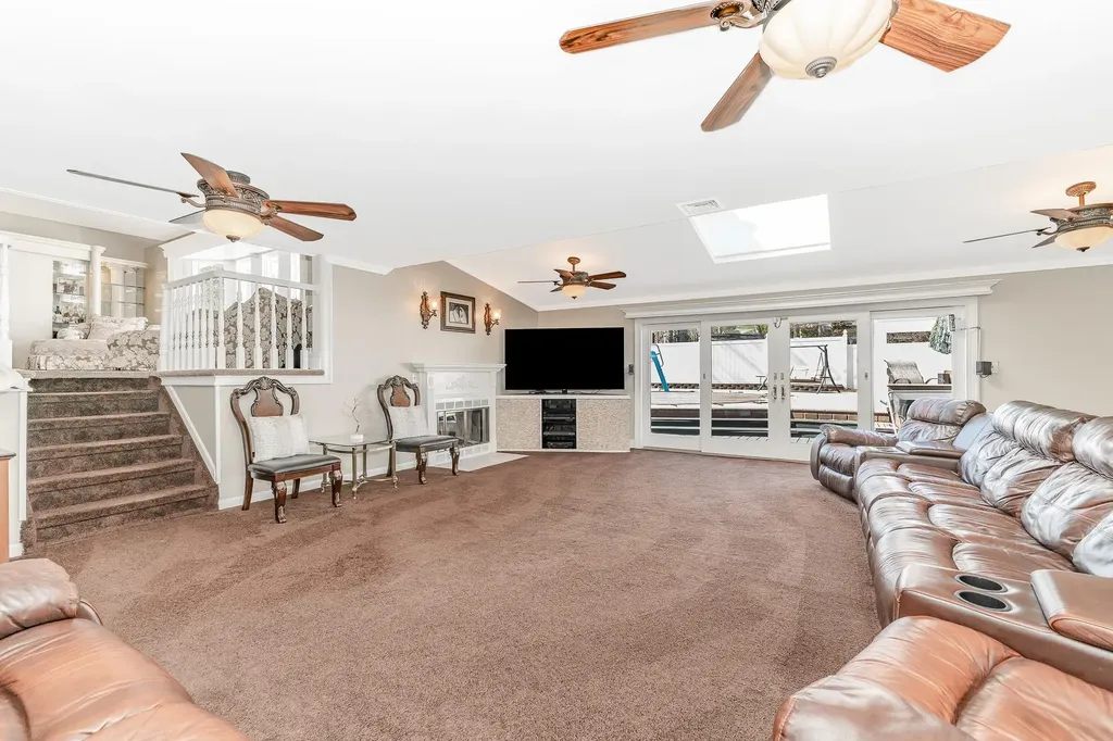 40 Roy Drive Nesconset NY 11767
