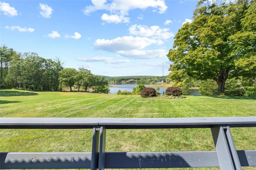 46 Fox Lane Athens NY 12015
