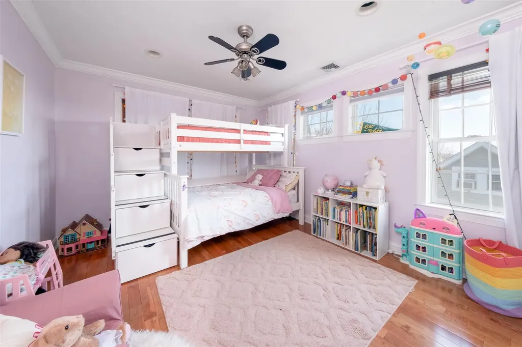 27 Arbor Glen New Rochelle NY 10801