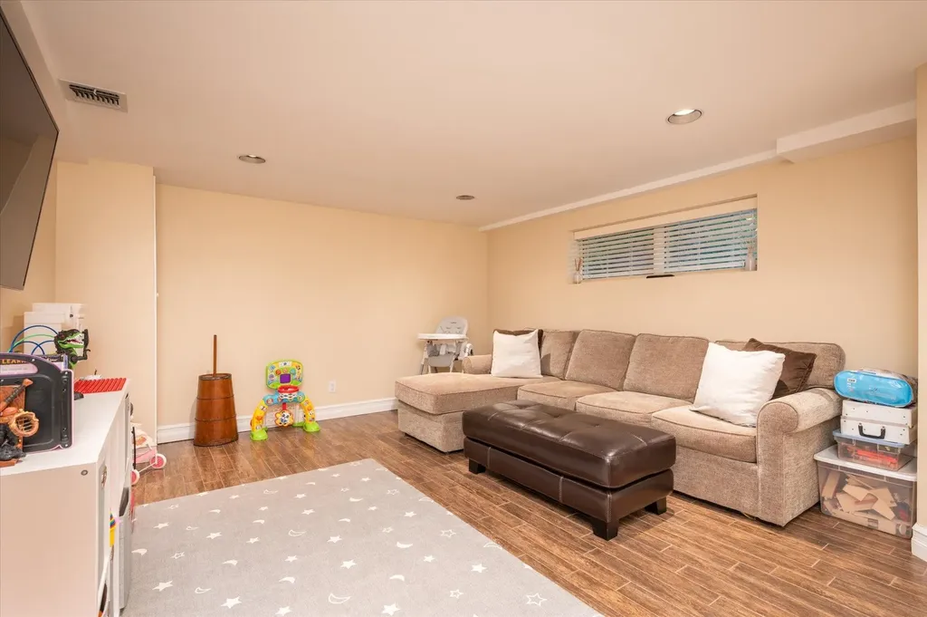 3354 Seawane Drive Merrick NY 11566