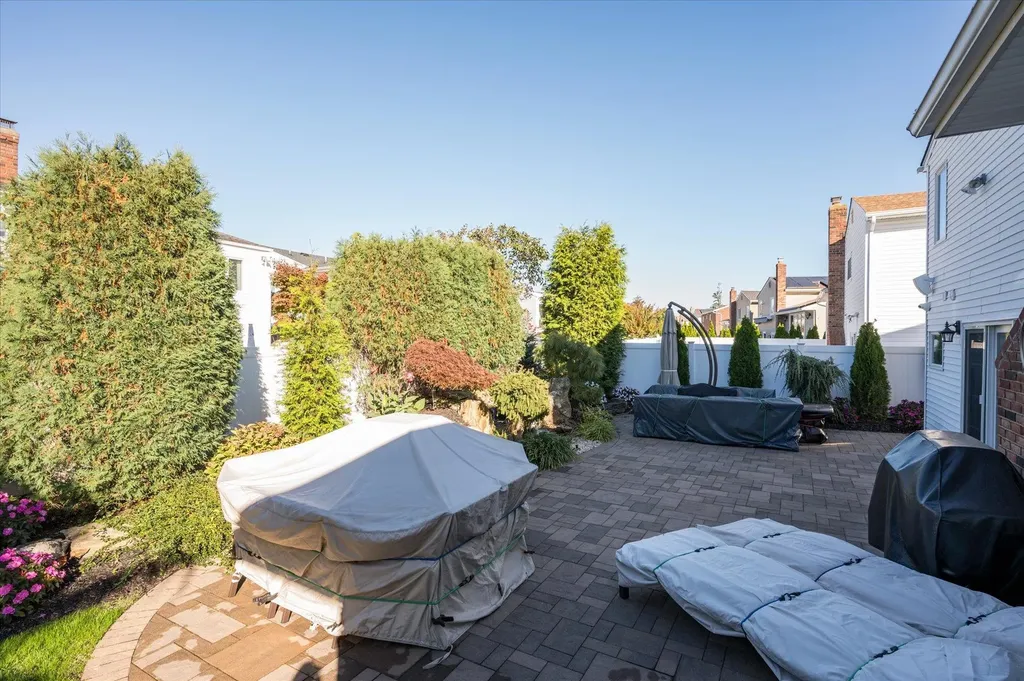 3354 Seawane Drive Merrick NY 11566