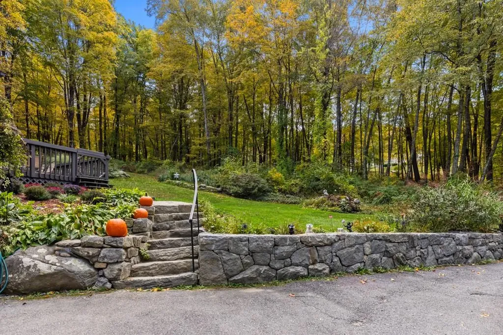 9 Equestrian Acres Brewster NY 10509