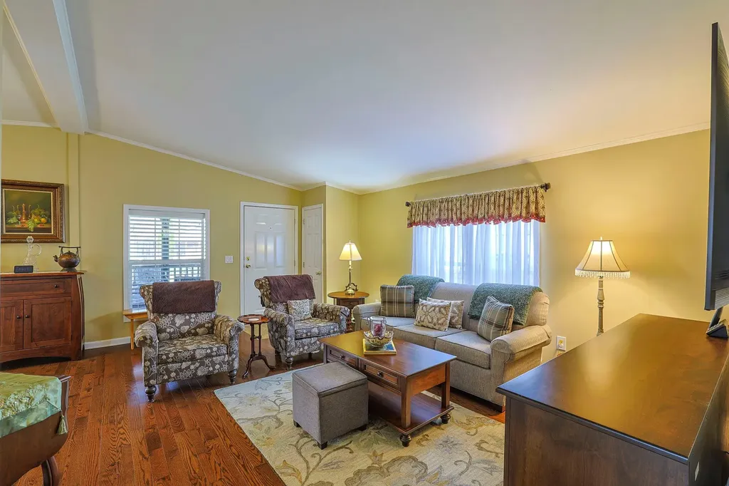 48 Vero Drive Poughkeepsie NY 12603