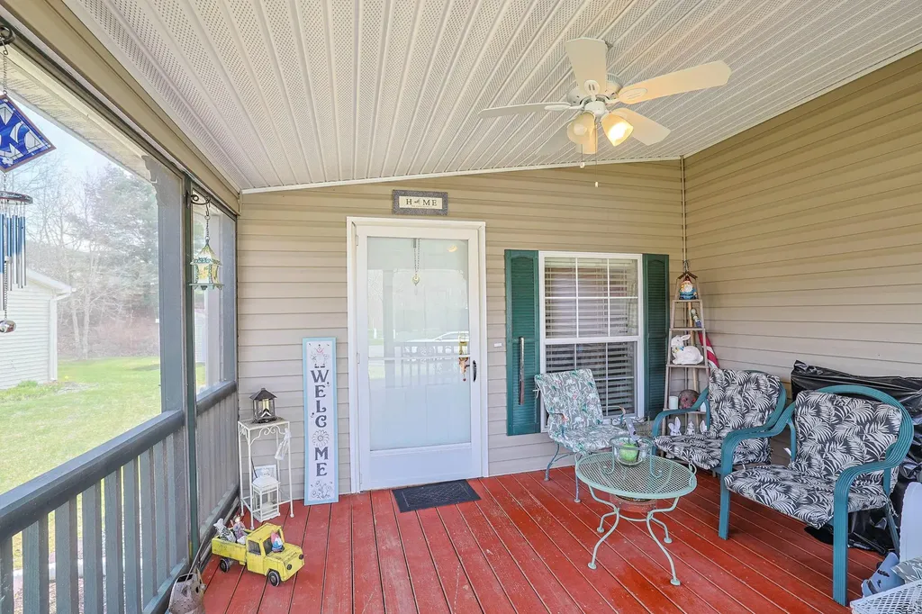 48 Vero Drive Poughkeepsie NY 12603