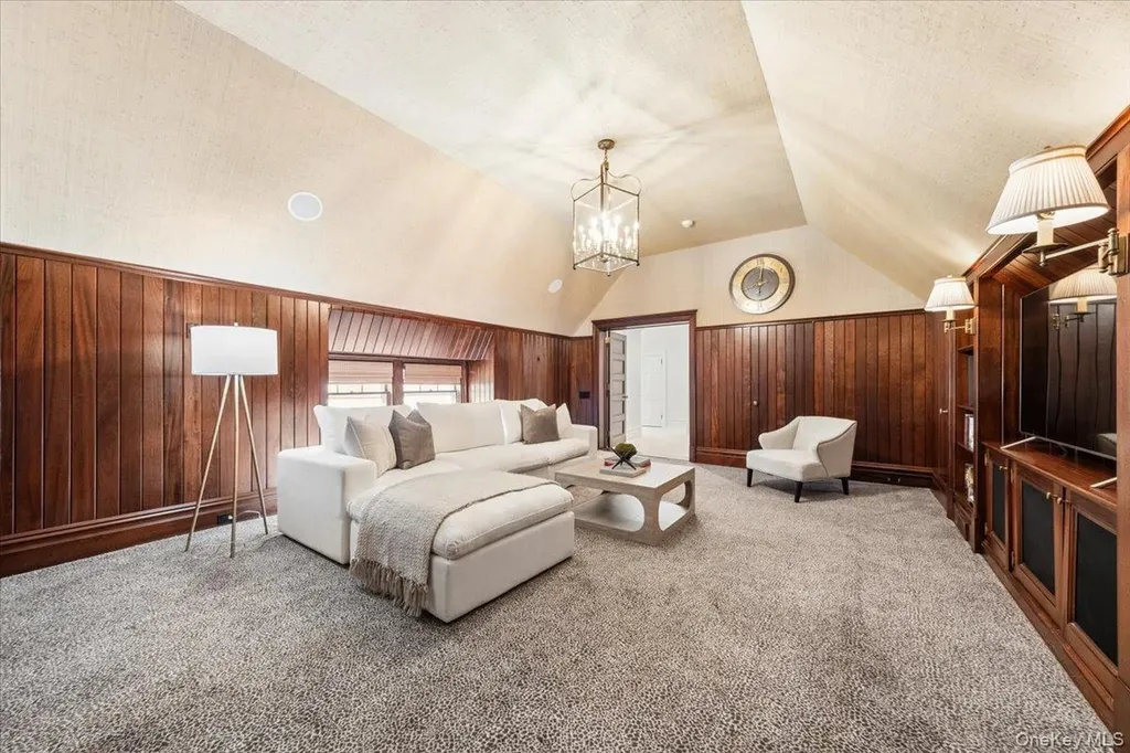 9 Elm Avenue Larchmont NY 10538
