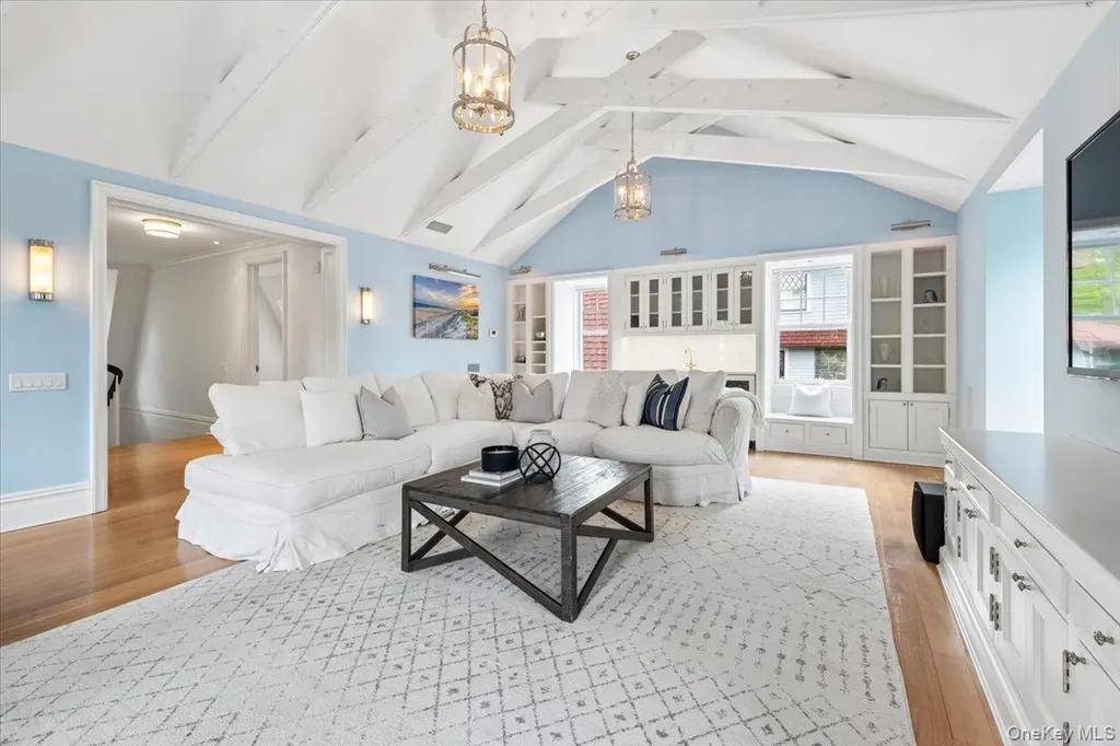 9 Elm Avenue Larchmont NY 10538