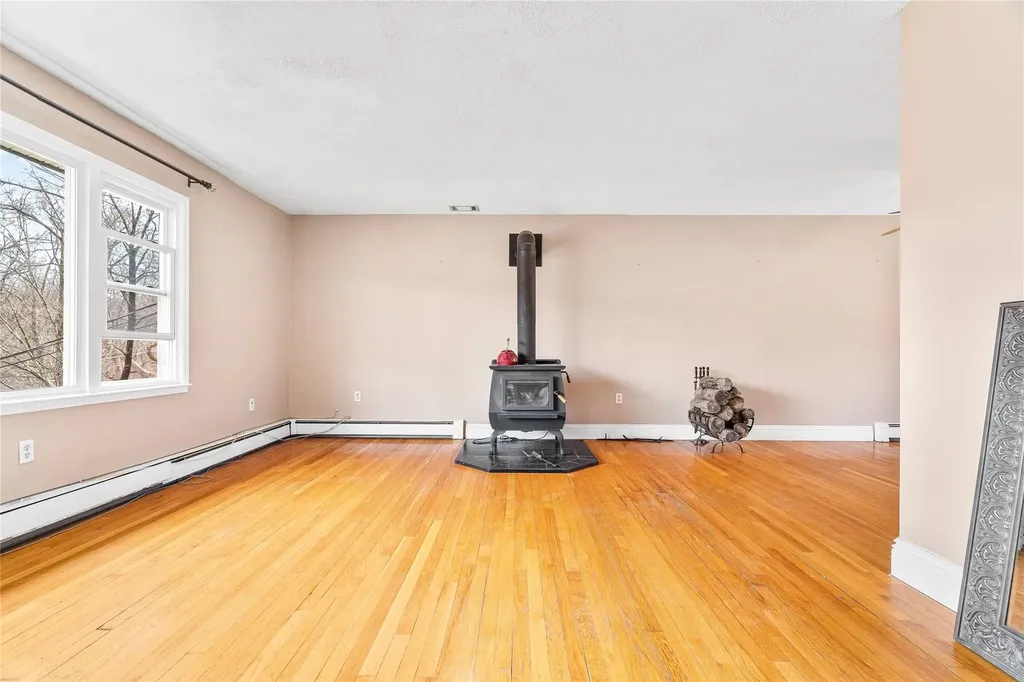 37 Distillery Road Warwick NY 10990