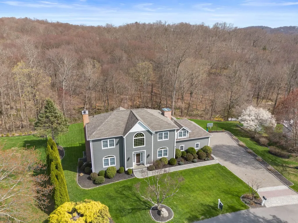 11 Danand Lane Patterson NY 12563