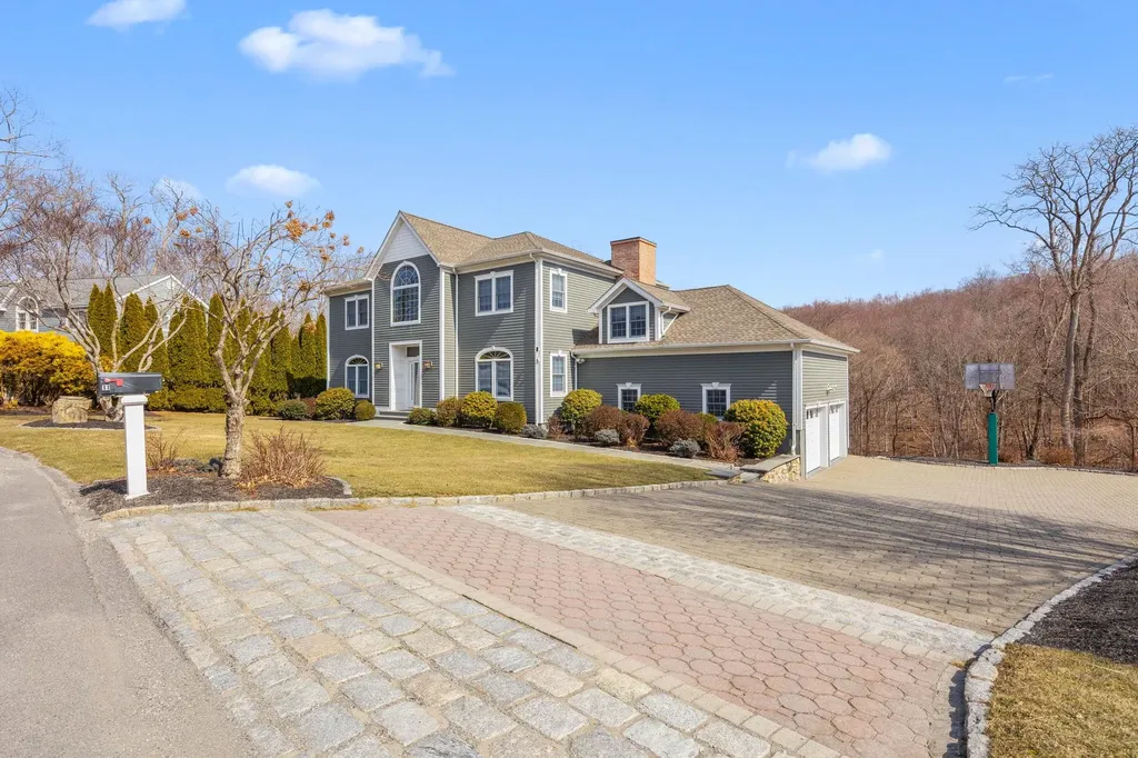 11 Danand Lane Patterson NY 12563