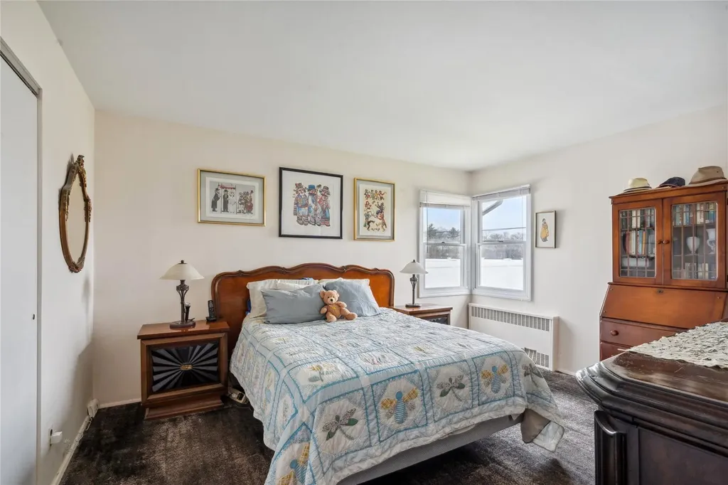 10 Venus Road Syosset NY 11791