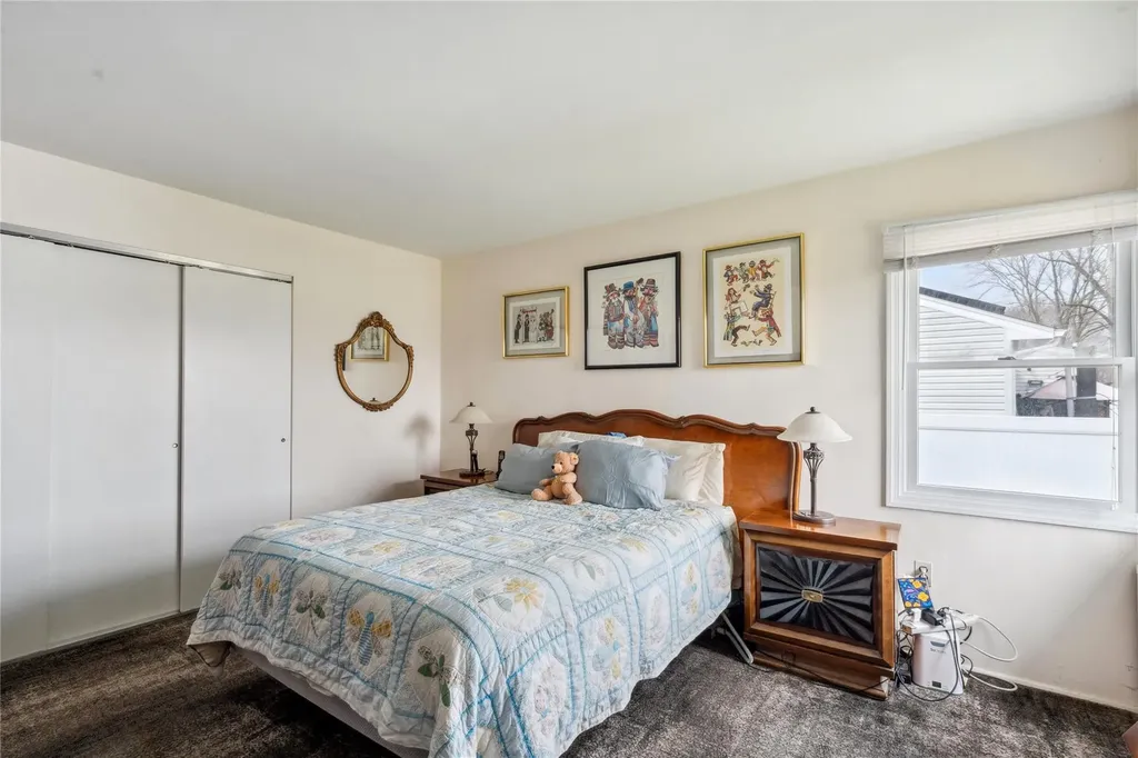 10 Venus Road Syosset NY 11791
