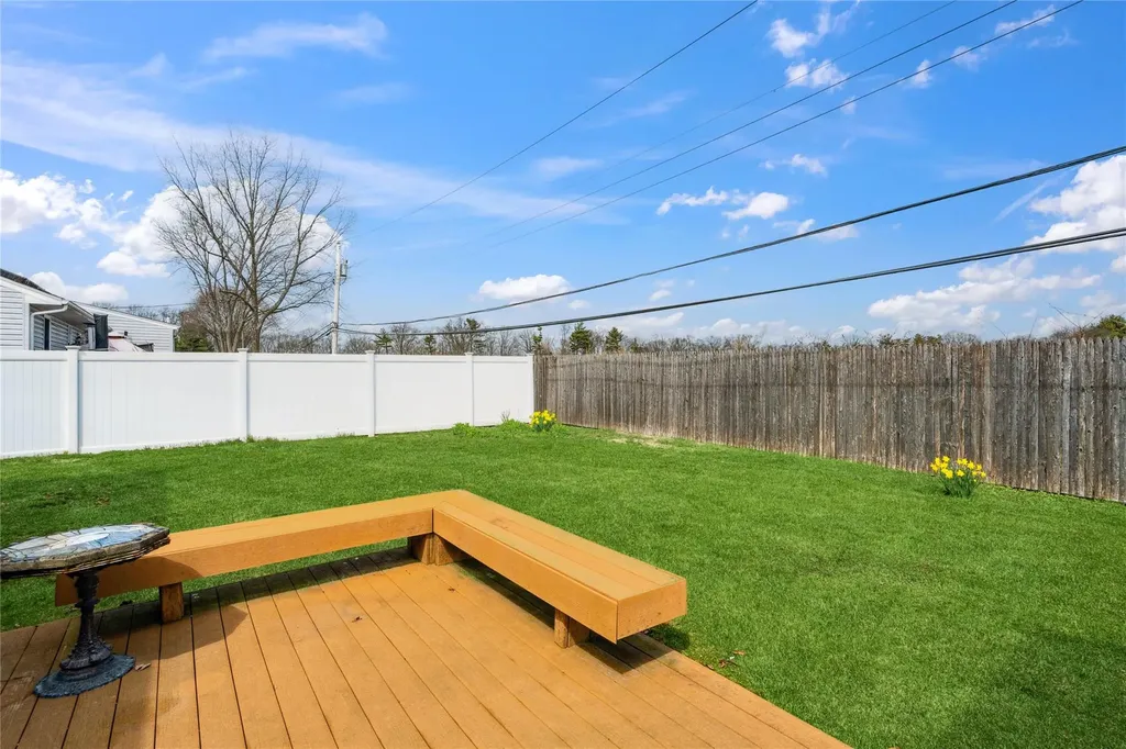 10 Venus Road Syosset NY 11791