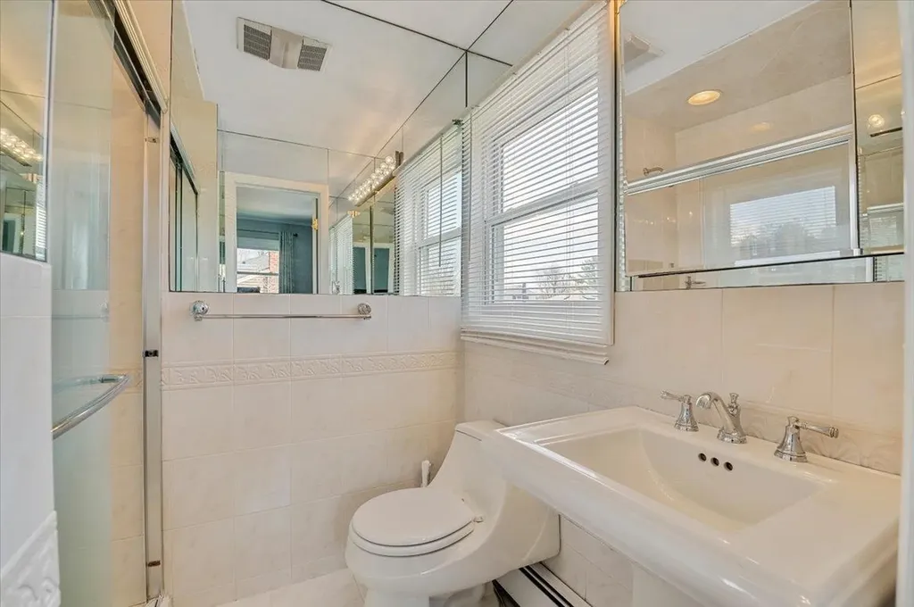 11 Crabapple Lane Commack NY 11725