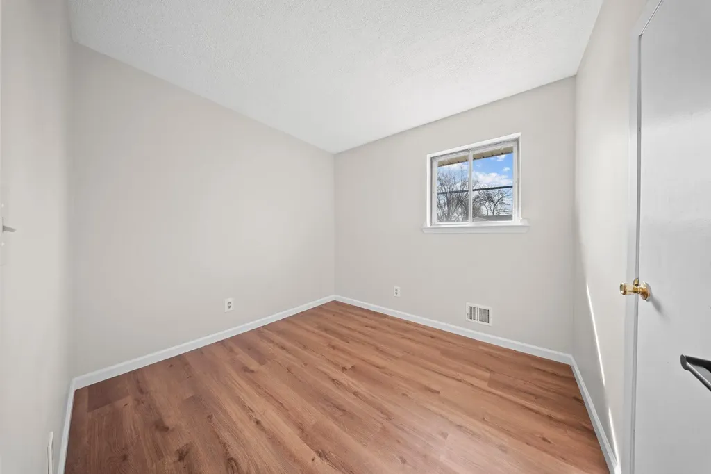 2201 Knickerbocker Avenue Medford NY 11763