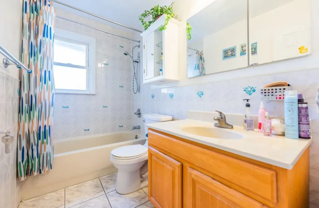 2691 Harrison Avenue Oceanside NY 11572