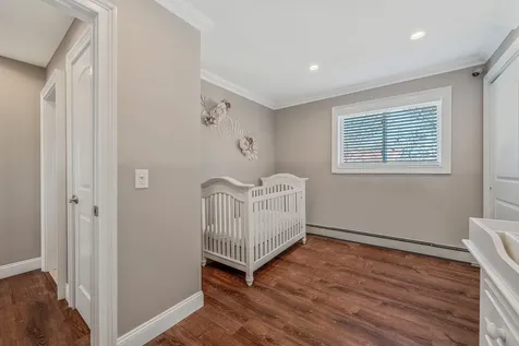 9 Paine Street Lindenhurst NY 11757