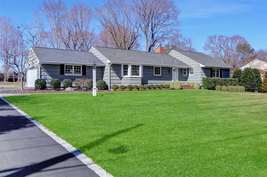 4 Linda Lane Setauket NY 11733