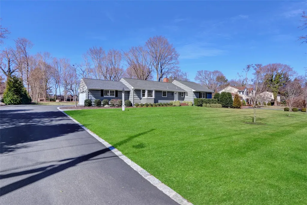 4 Linda Lane Setauket NY 11733