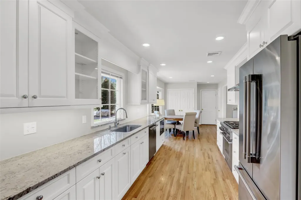 4 Linda Lane Setauket NY 11733