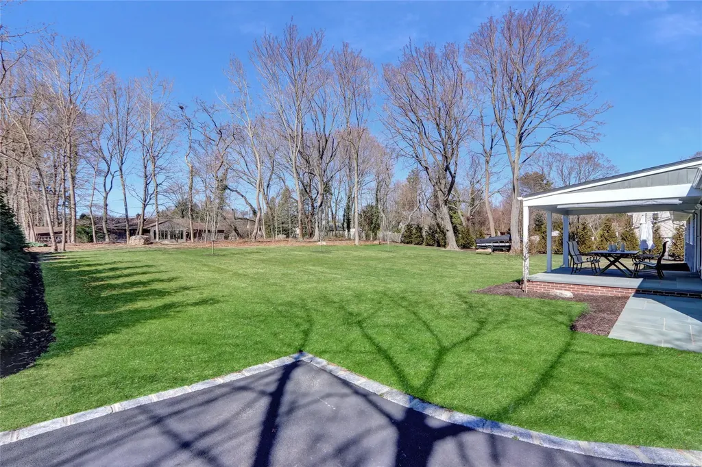 4 Linda Lane Setauket NY 11733
