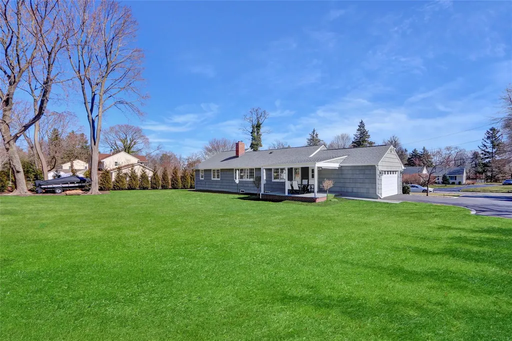 4 Linda Lane Setauket NY 11733