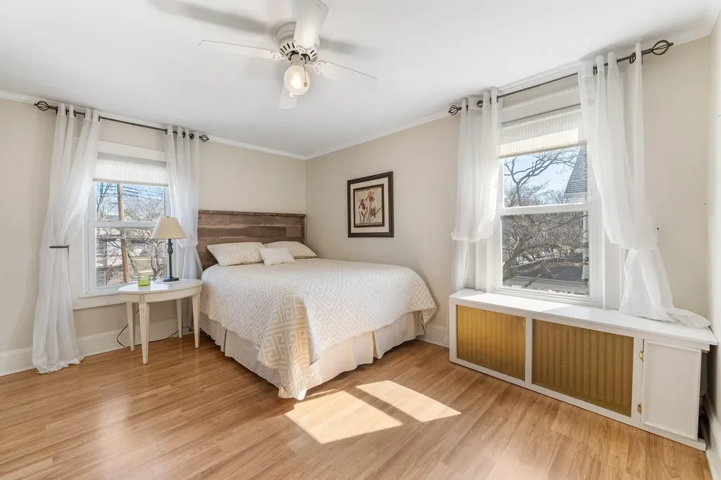 122 Morsemere Avenue Yonkers NY 10703
