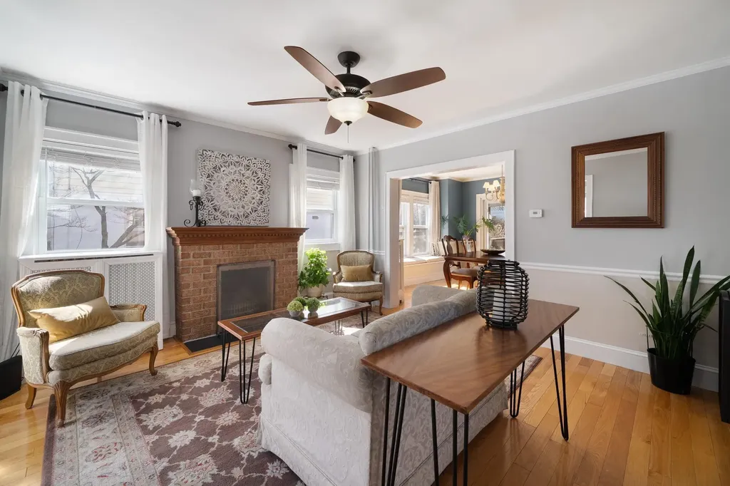 122 Morsemere Avenue Yonkers NY 10703