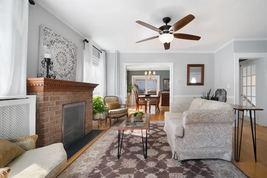 122 Morsemere Avenue Yonkers NY 10703