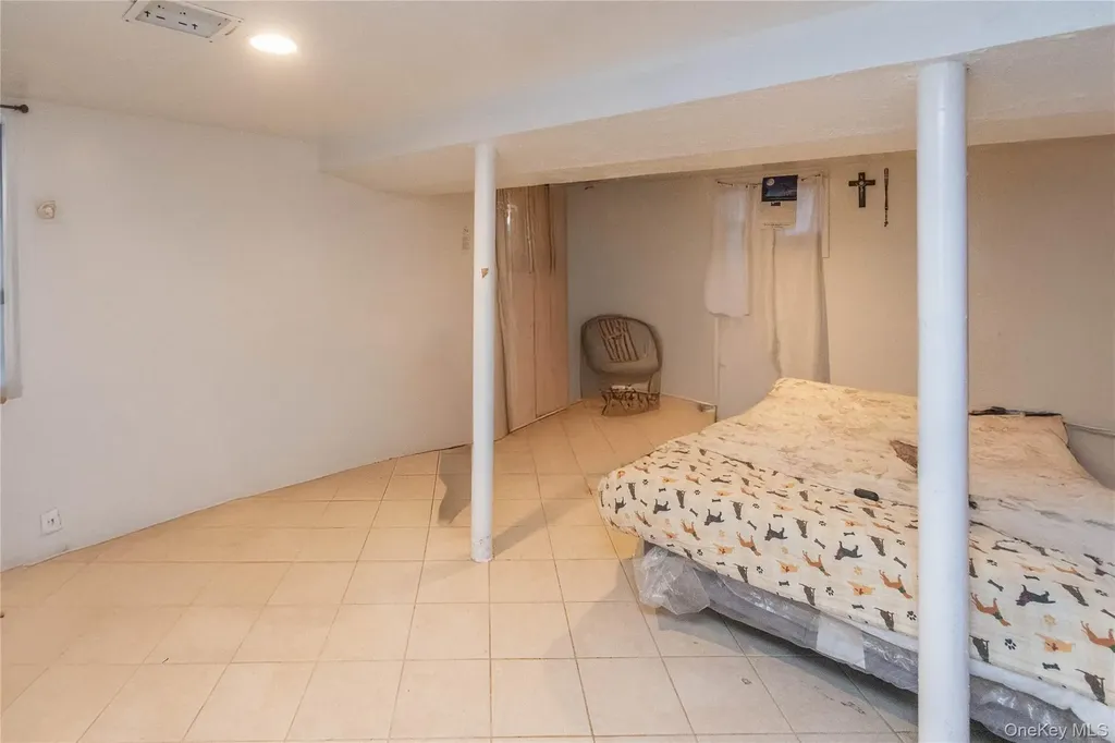 7 Merrick Lane Spring Valley NY 10977