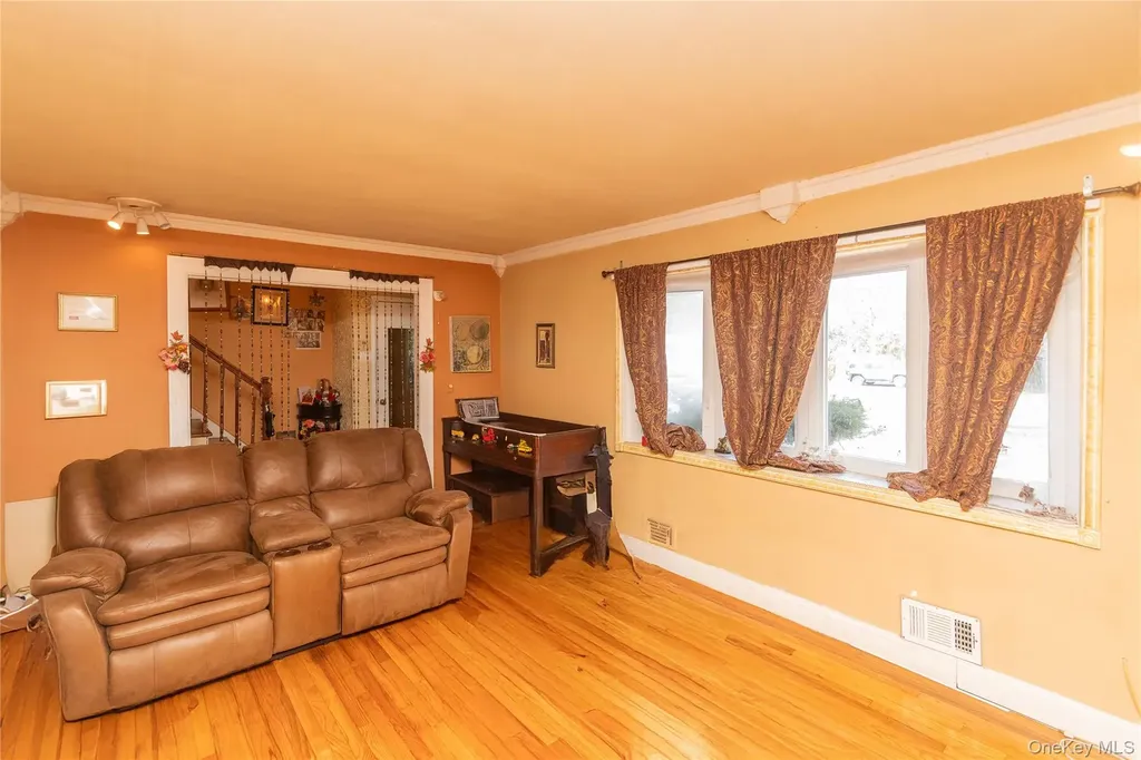 7 Merrick Lane Spring Valley NY 10977