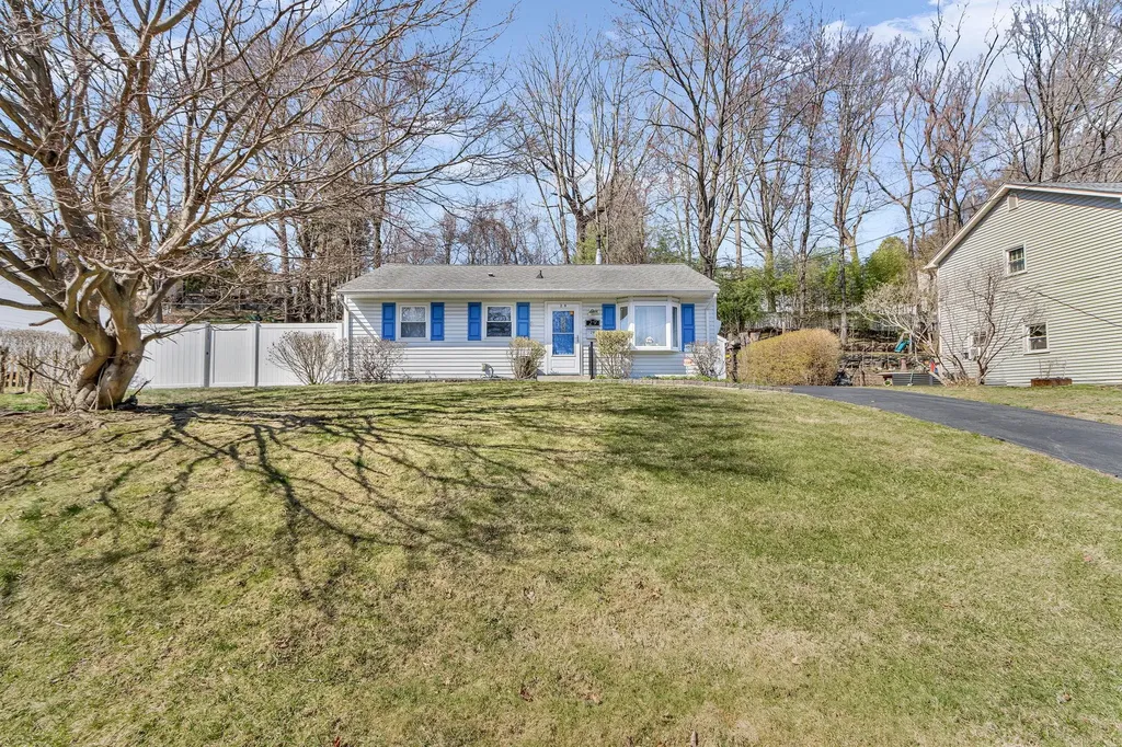 29 N Lexow Avenue Nanuet NY 10954