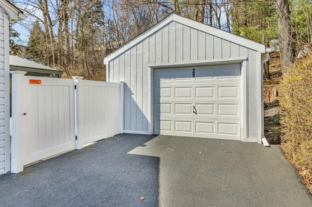 29 N Lexow Avenue Nanuet NY 10954
