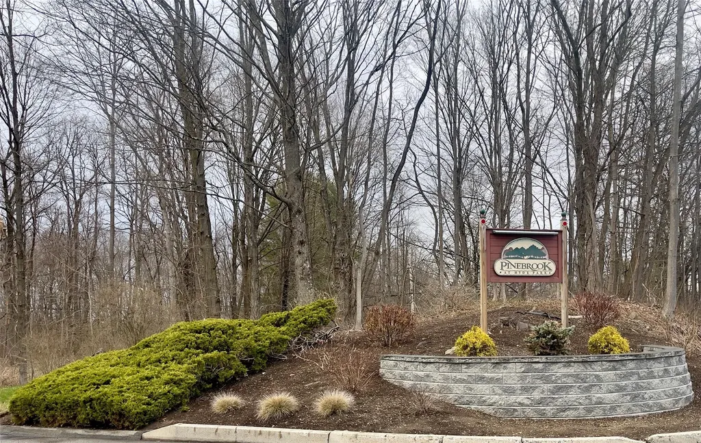 164 Pinebrook Drive Hyde Park NY 12538