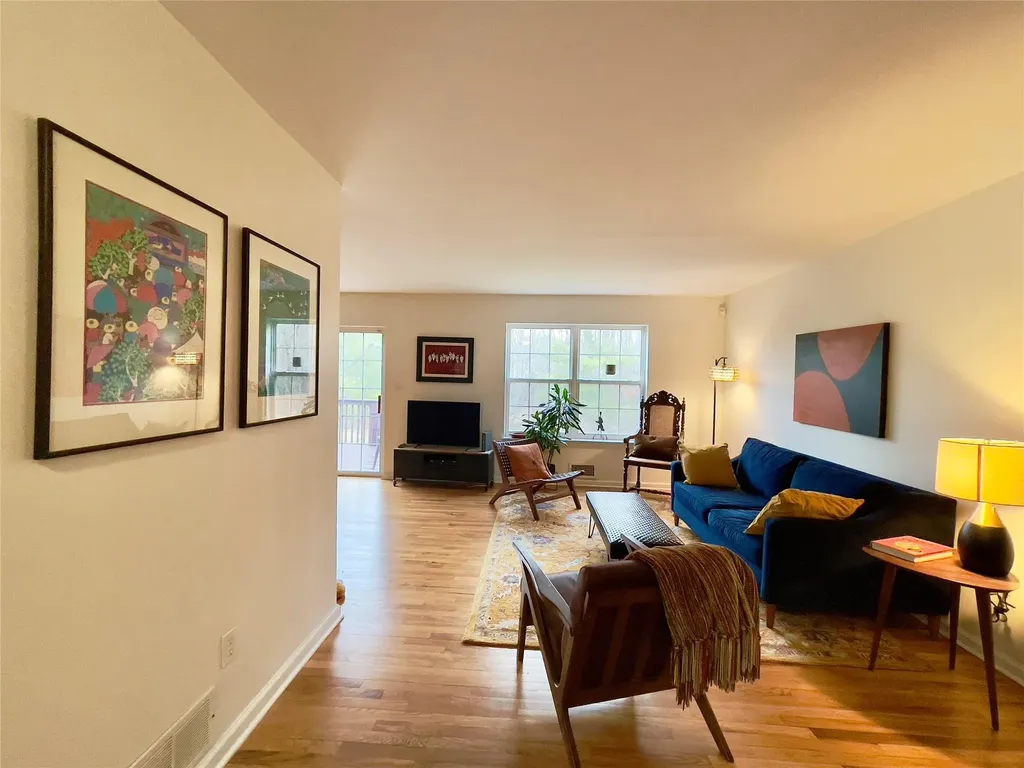 164 Pinebrook Drive Hyde Park NY 12538