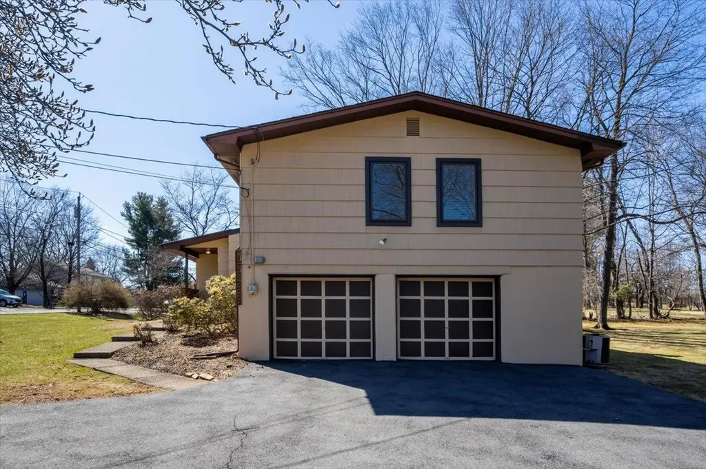 13 Barrie Drive Spring Valley NY 10977