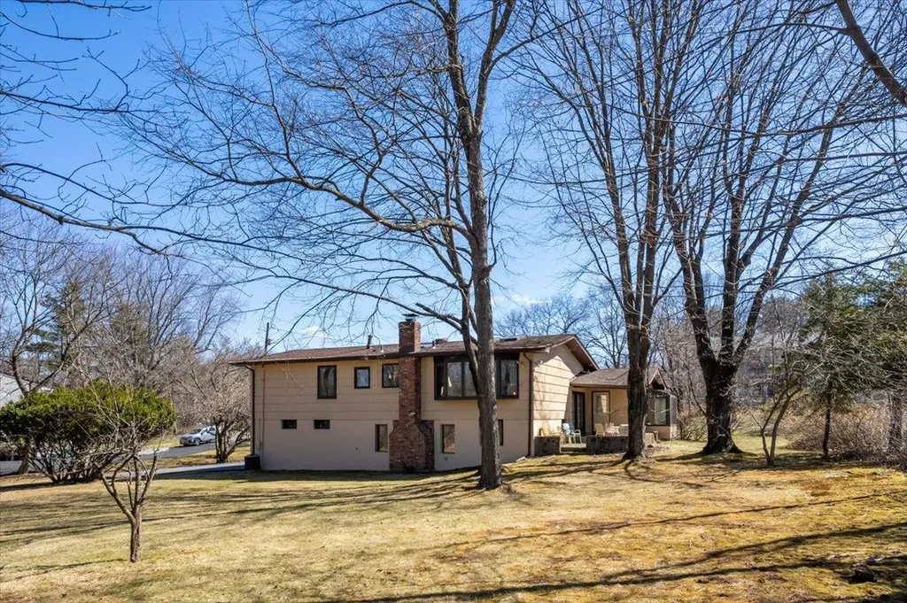 13 Barrie Drive Spring Valley NY 10977