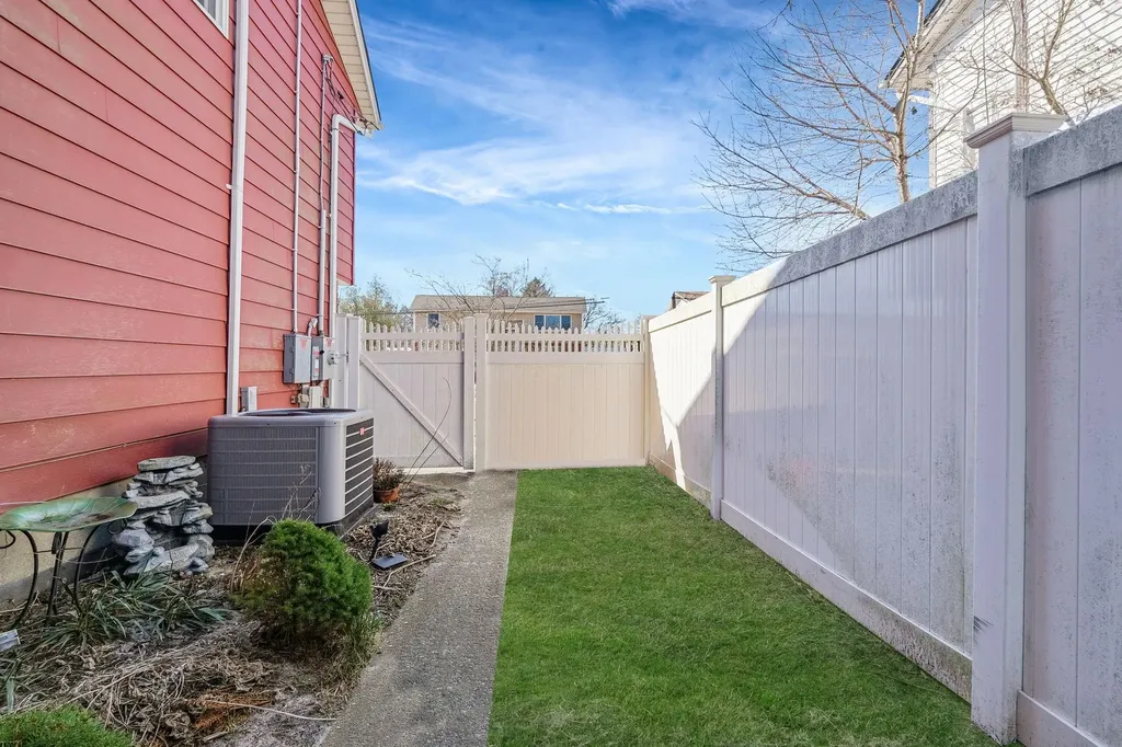 5 Eisenhower Road Centereach NY 11720