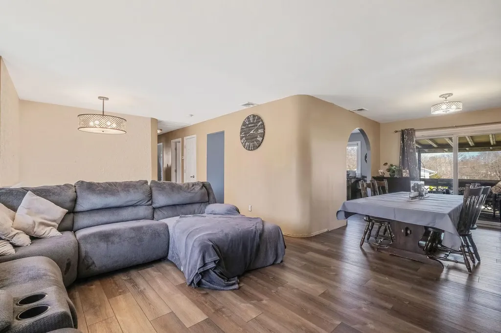 5 Eisenhower Road Centereach NY 11720