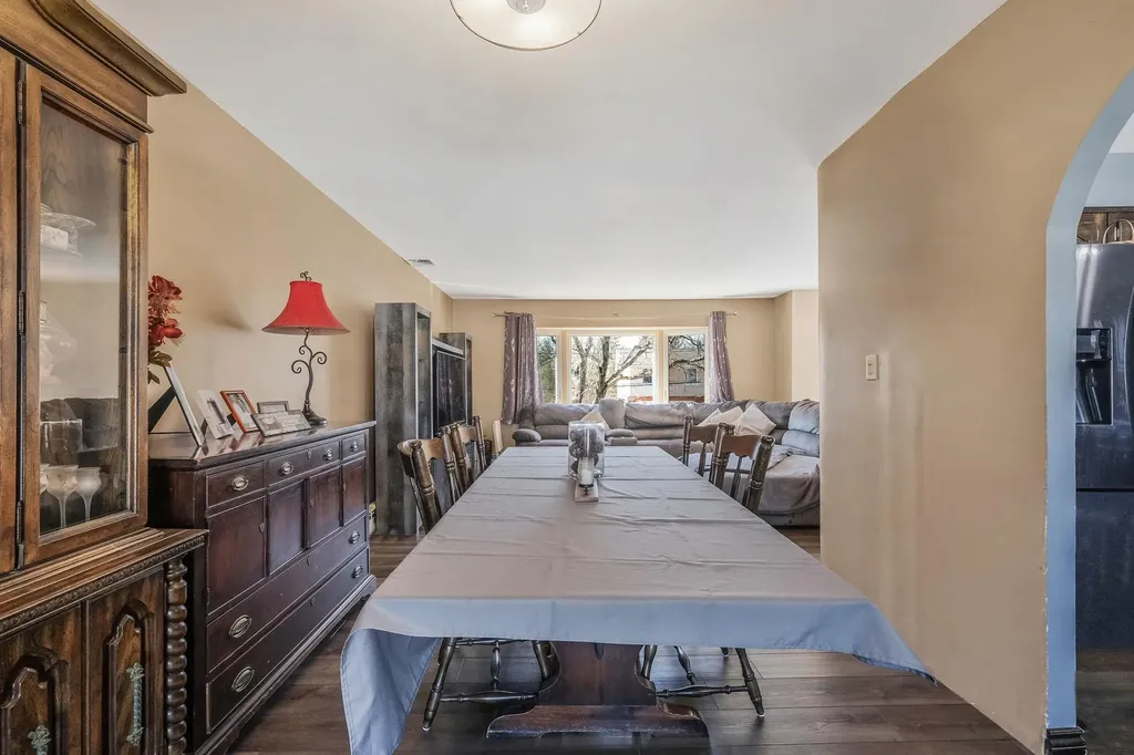 5 Eisenhower Road Centereach NY 11720