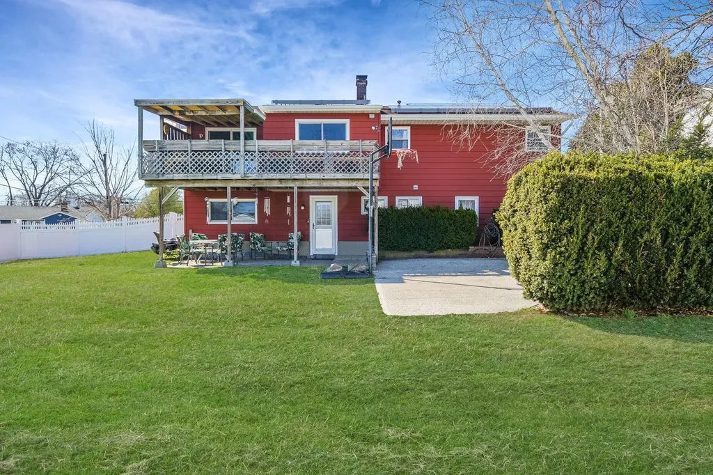 5 Eisenhower Road Centereach NY 11720