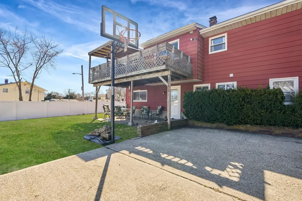 5 Eisenhower Road Centereach NY 11720