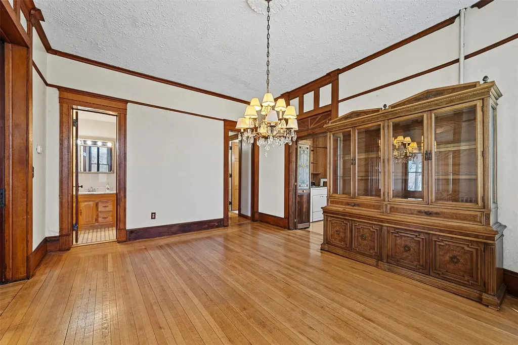 43 Oakland Avenue Warwick NY 10990