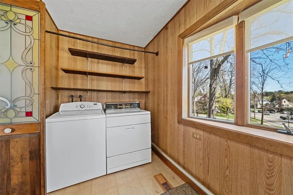 43 Oakland Avenue Warwick NY 10990