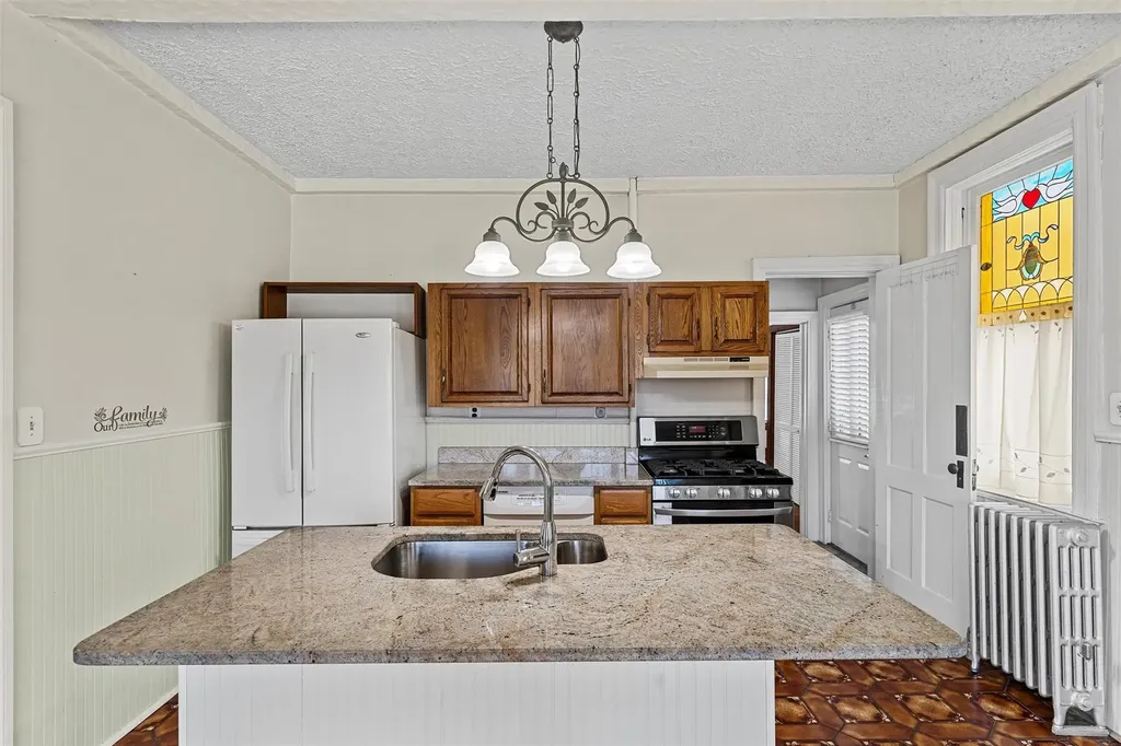 43 Oakland Avenue Warwick NY 10990