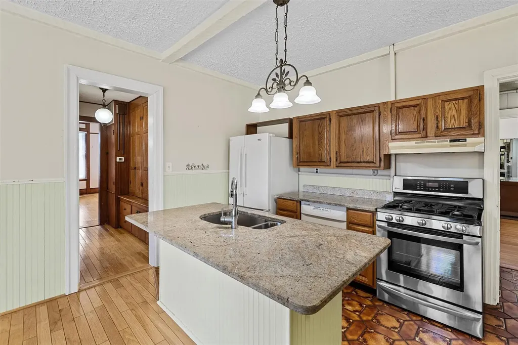 43 Oakland Avenue Warwick NY 10990