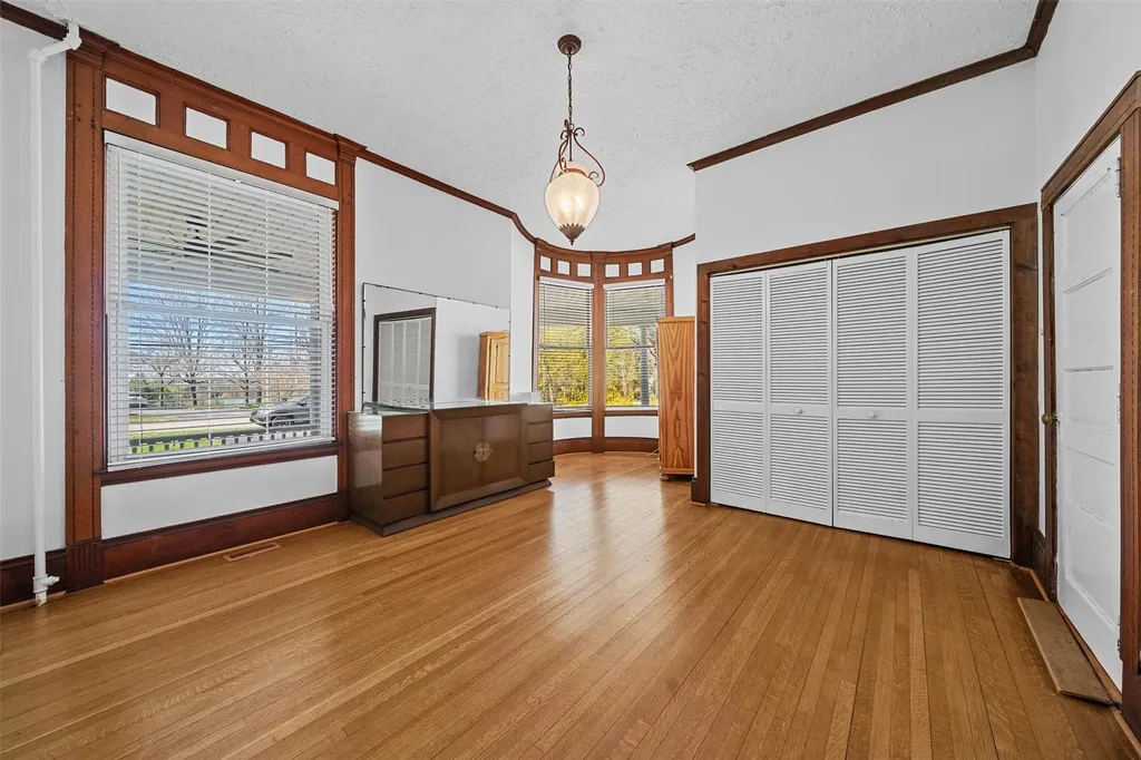 43 Oakland Avenue Warwick NY 10990