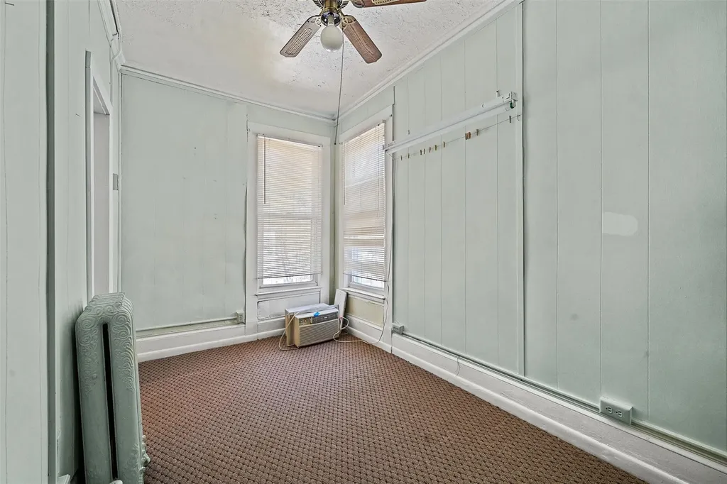 43 Oakland Avenue Warwick NY 10990