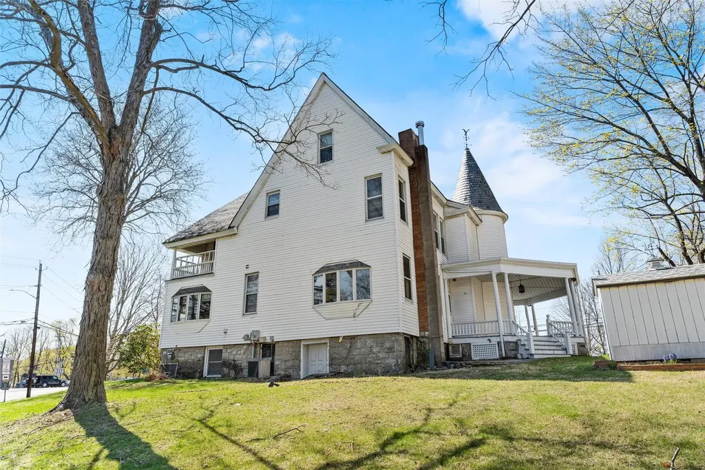 43 Oakland Avenue Warwick NY 10990