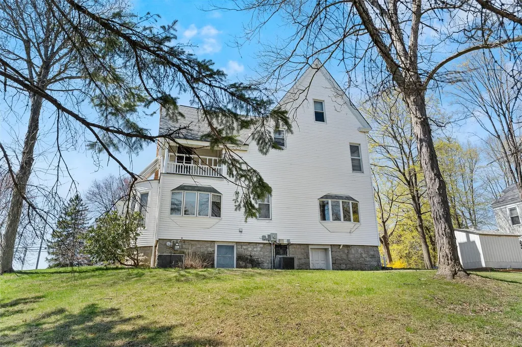43 Oakland Avenue Warwick NY 10990