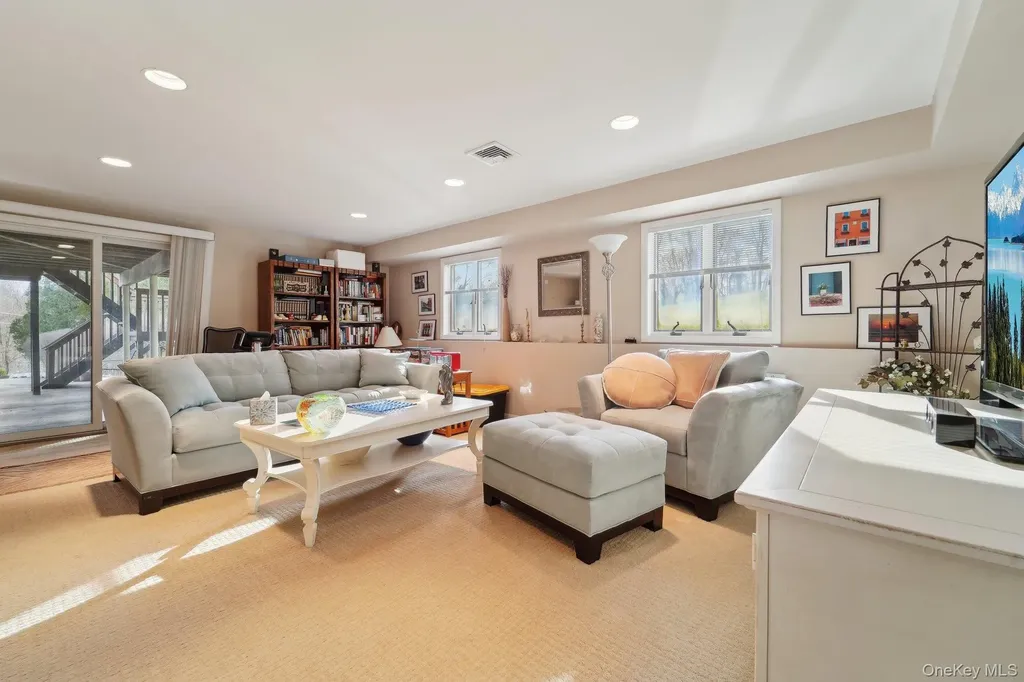 1 Dike Drive Monsey NY 10952